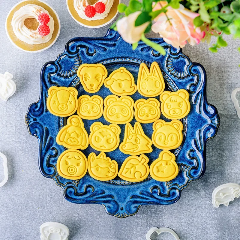 Kitchen Gadgets Set - Набор формочек для печенья и кексов
